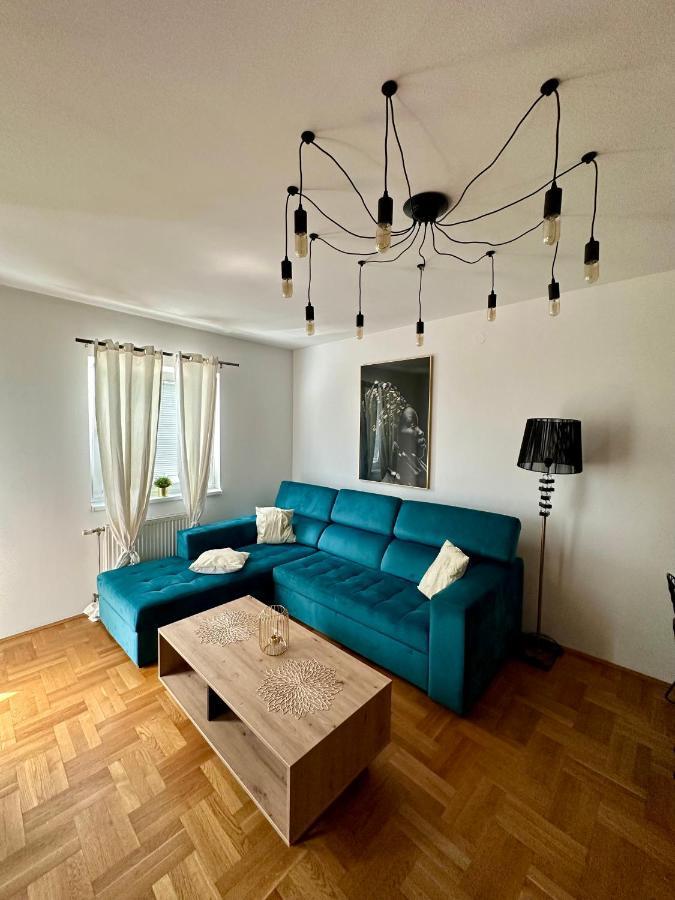 Lux Stan Na Dan Pozarevac Appartement Buitenkant foto