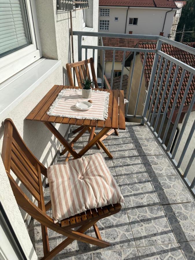 Lux Stan Na Dan Pozarevac Appartement Buitenkant foto